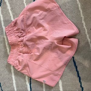 Lululemon track that mid rise 5” *lined*